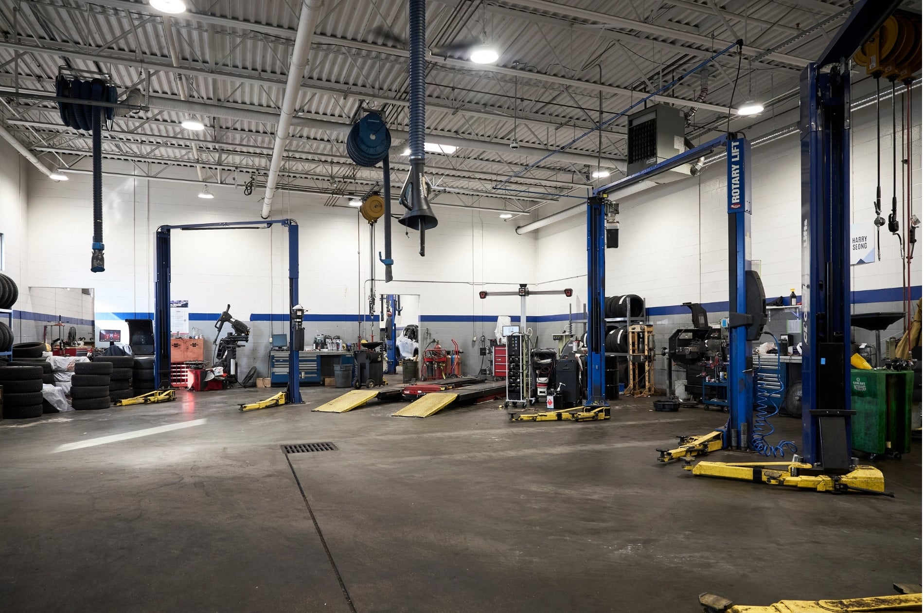White Rock Hyundai Service Bays